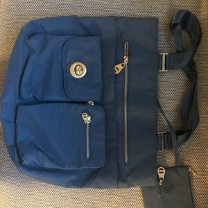 Baggallini travel bag